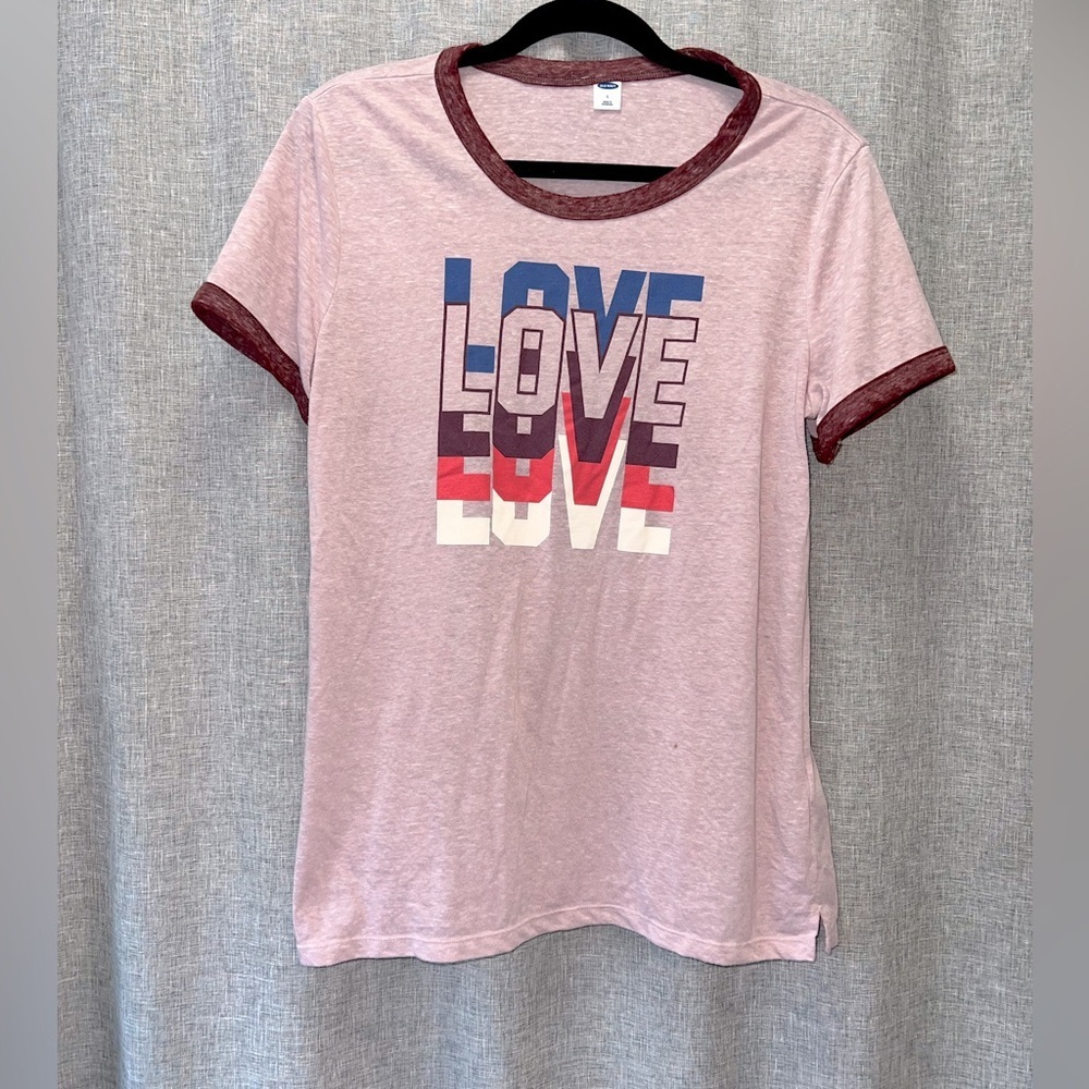 Old Navy Women's Large Pink & Burgundy "LOVE" Graphic Tee - Like New